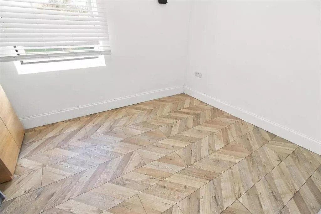 Flat High Road Leytonstone in Greater London