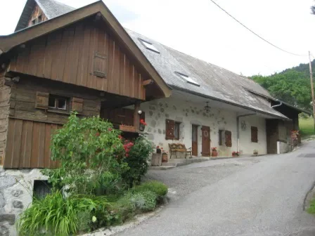 House Voie Communale de Menthon-Saint-Bernard à Bluffy in Bluffy
