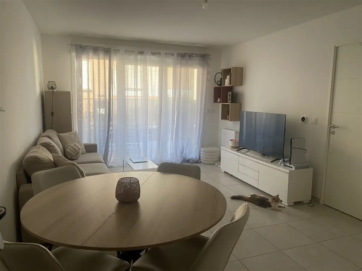 Appartement Rue des Gordes à Simandres