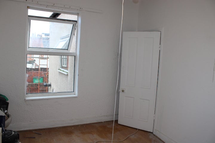 Flat Attleborough Road in Nuneaton and Bedworth