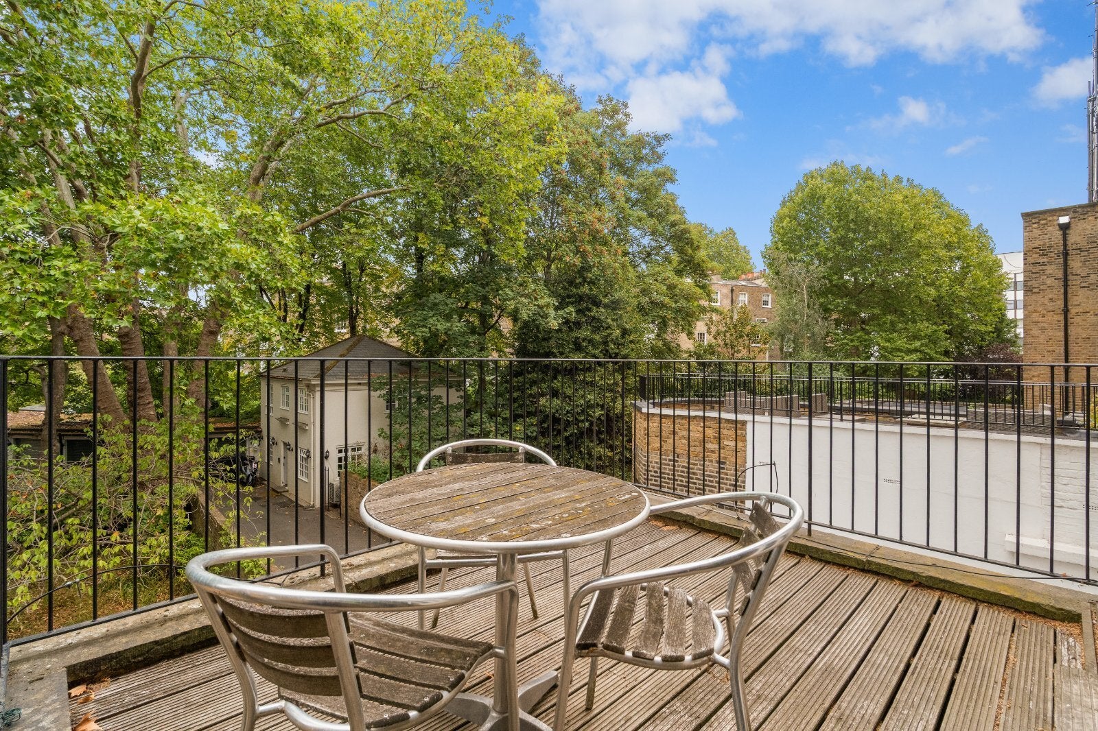 Flat Onslow Square in Greater London