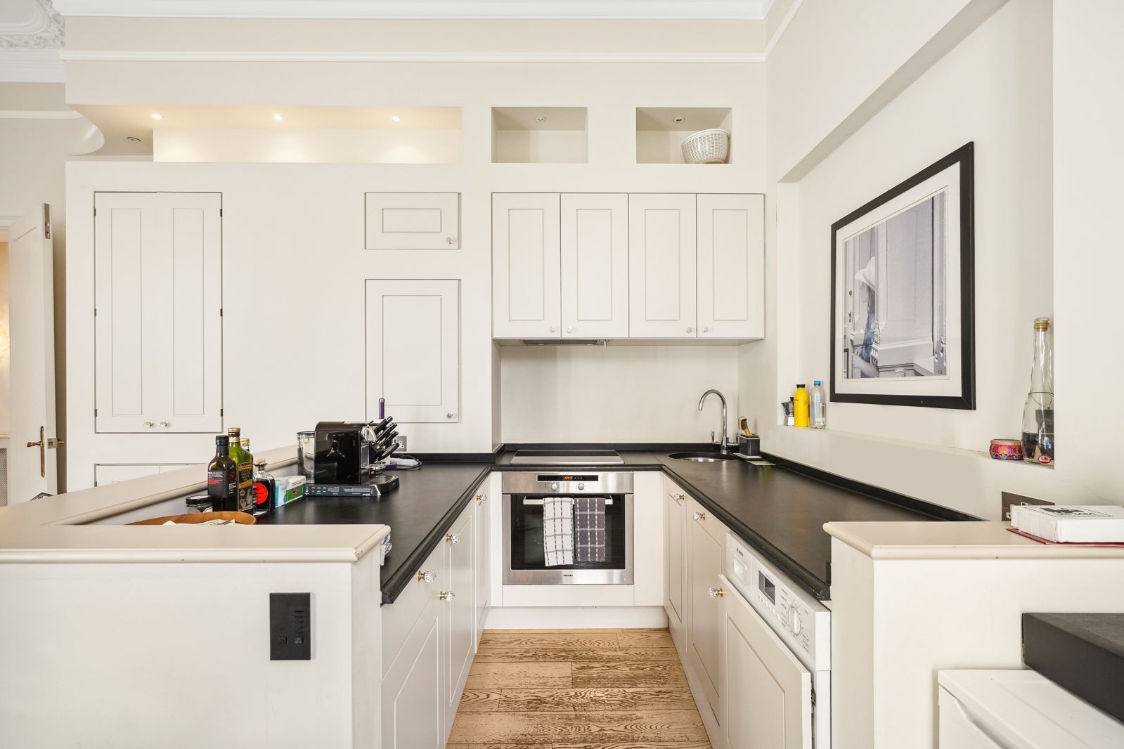 Flat Onslow Square in Greater London