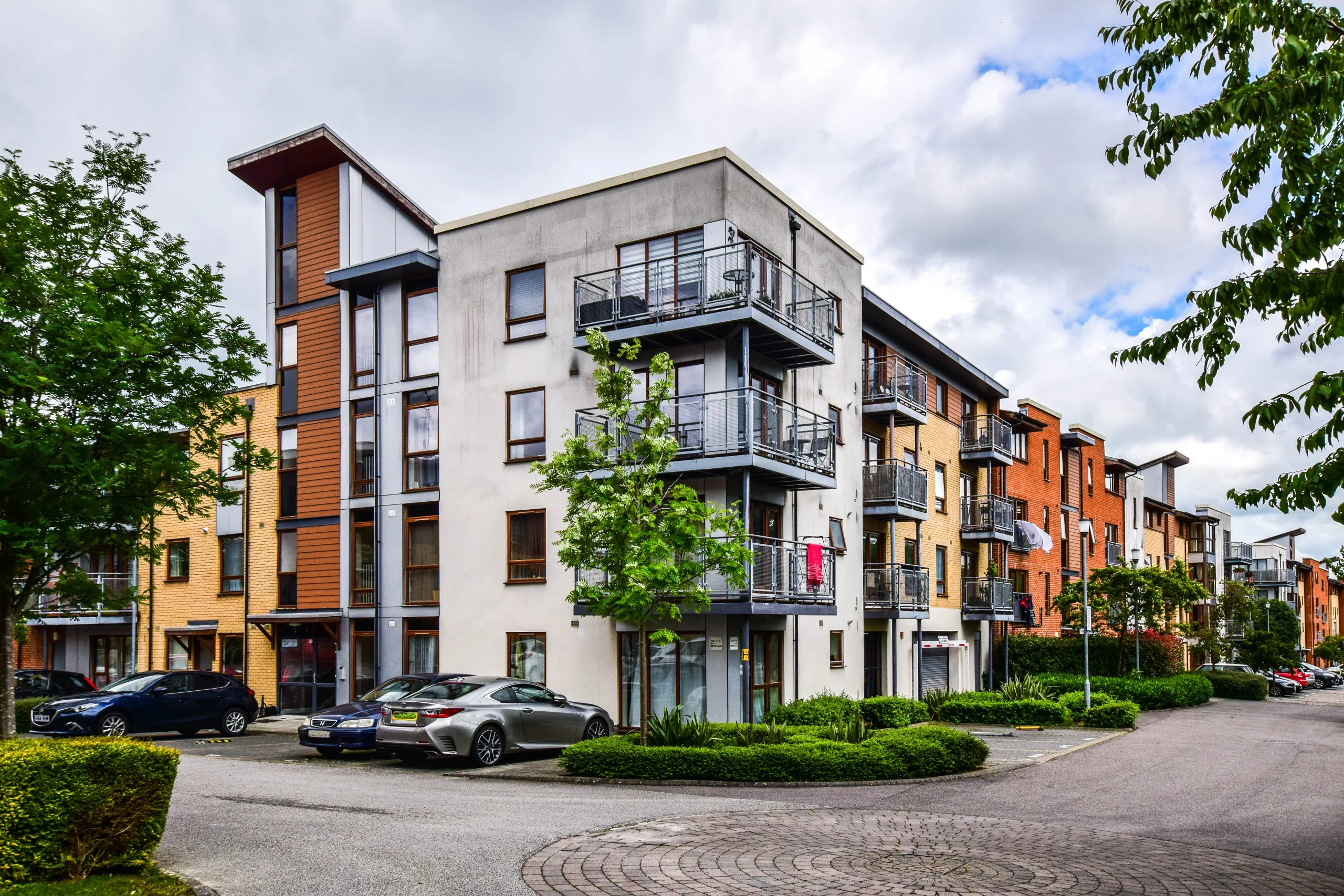 Flat Commonwealth Drive in Crawley
