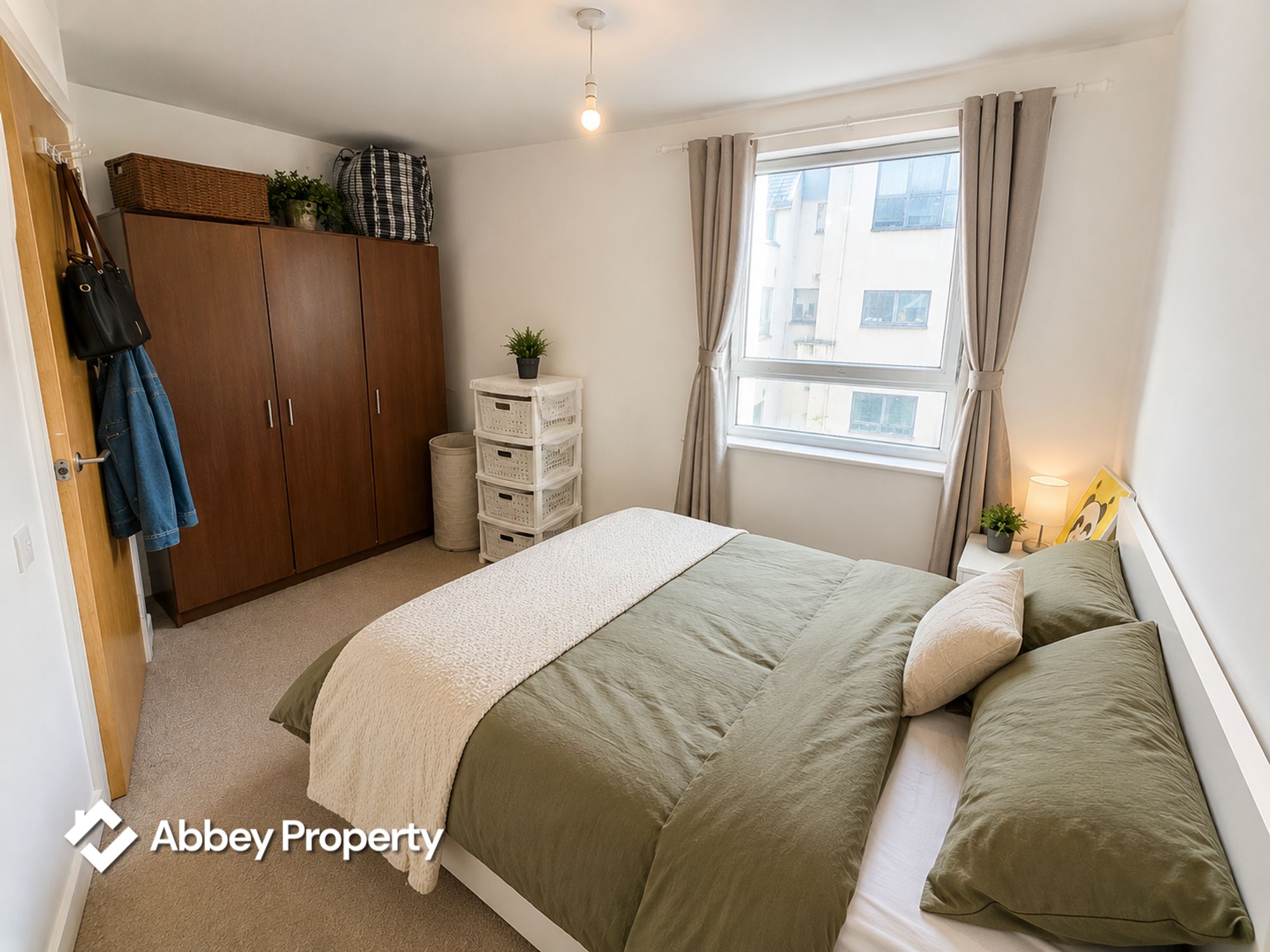 Flat Midland Road in Luton