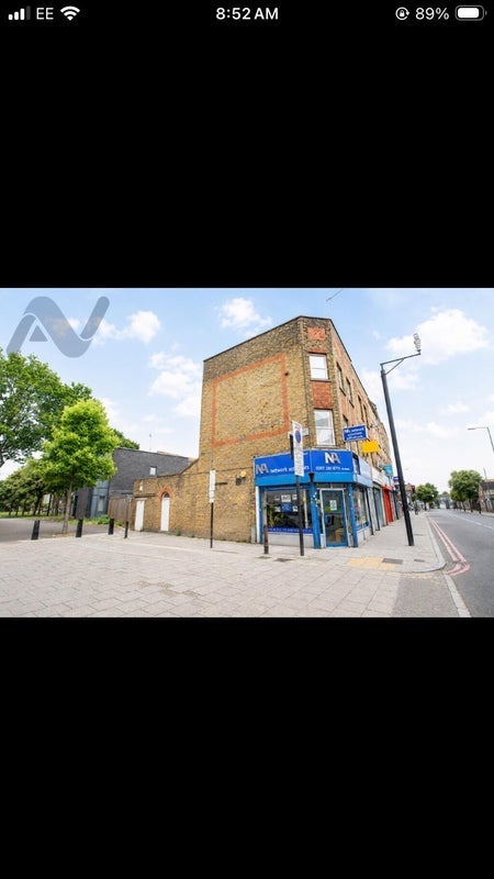 Room Seven Sisters Road in Greater London