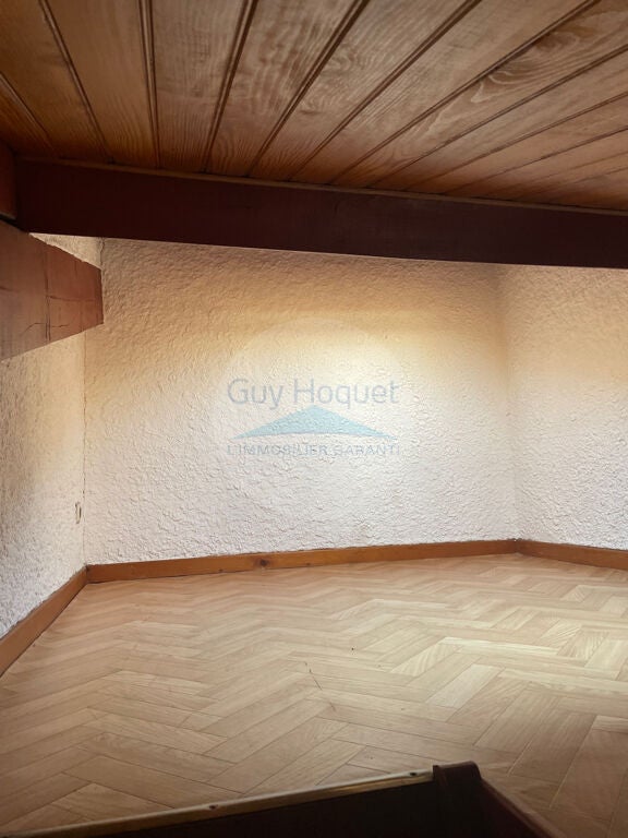 Flat Place Charles Ourgaut in Villemur-sur-Tarn