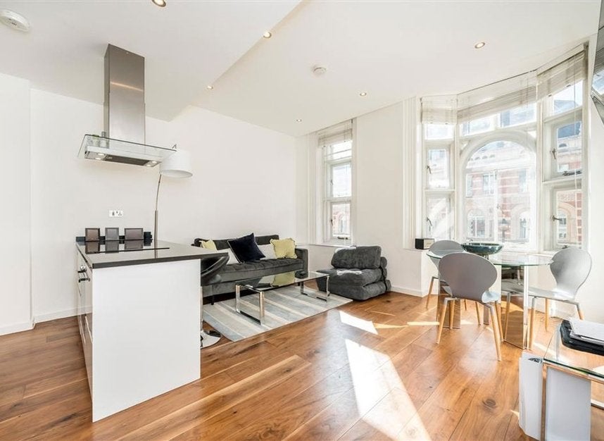 Flat Berners Street in City of Westminster