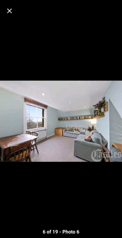 Flat Hornsey Lane in Greater London