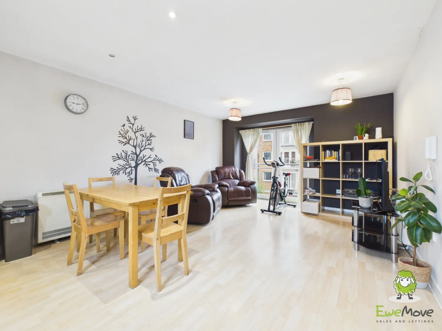 Flat Winterthur Way in Basingstoke and Deane