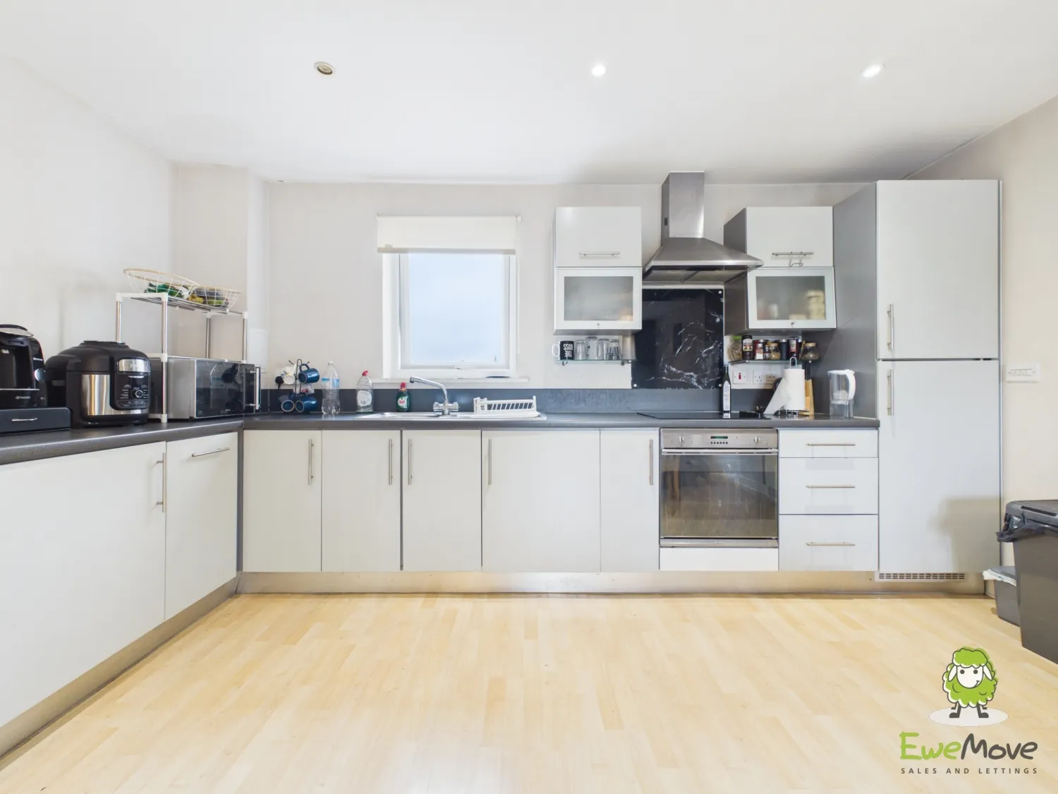 Flat Winterthur Way in Basingstoke and Deane