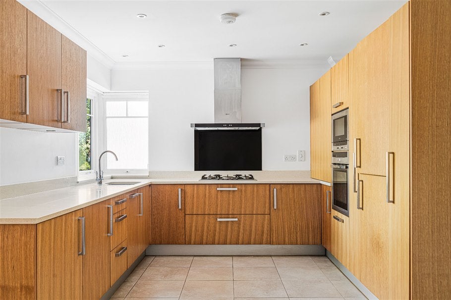 Flat Leyton Road in St Albans