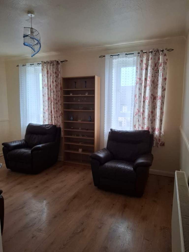 Flat Granton Crescent in City of Edinburgh