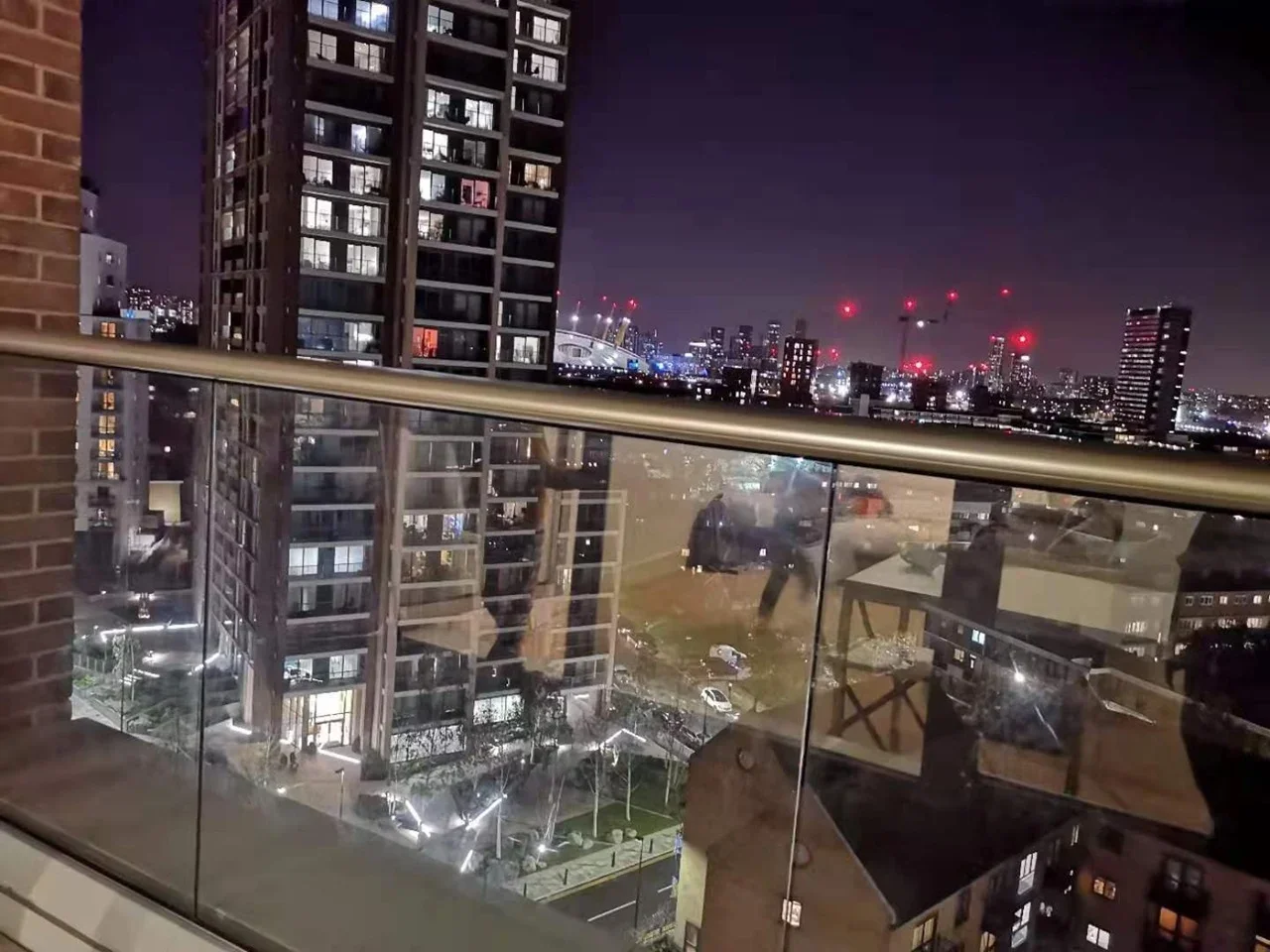Flat Water Street in Greater London