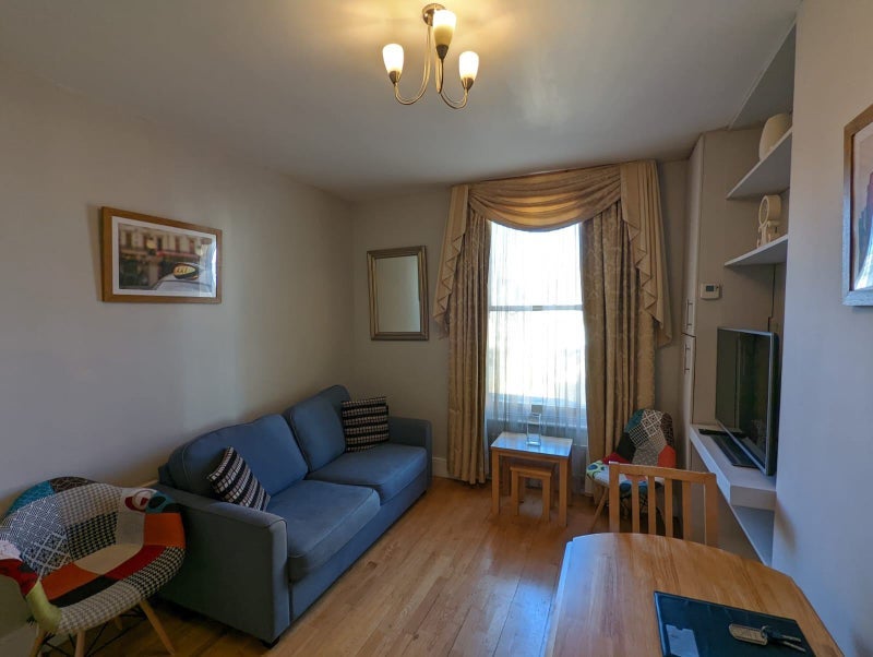Flat Challoner Street in Greater London