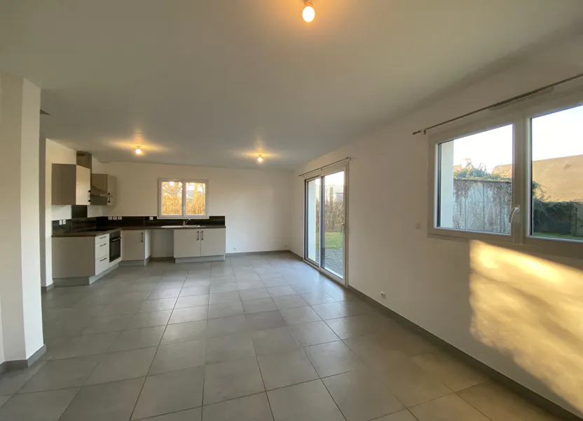 Maison Rue de la Poste à Pernay