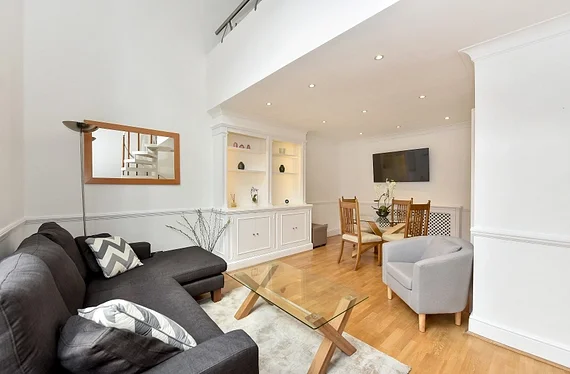 Flat Bourne Street in City of Westminster