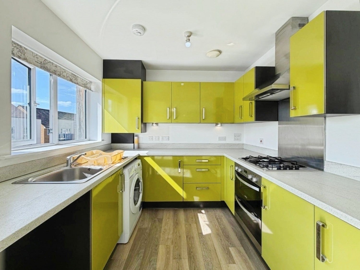 Flat Laurens van der Post Way in Ashford