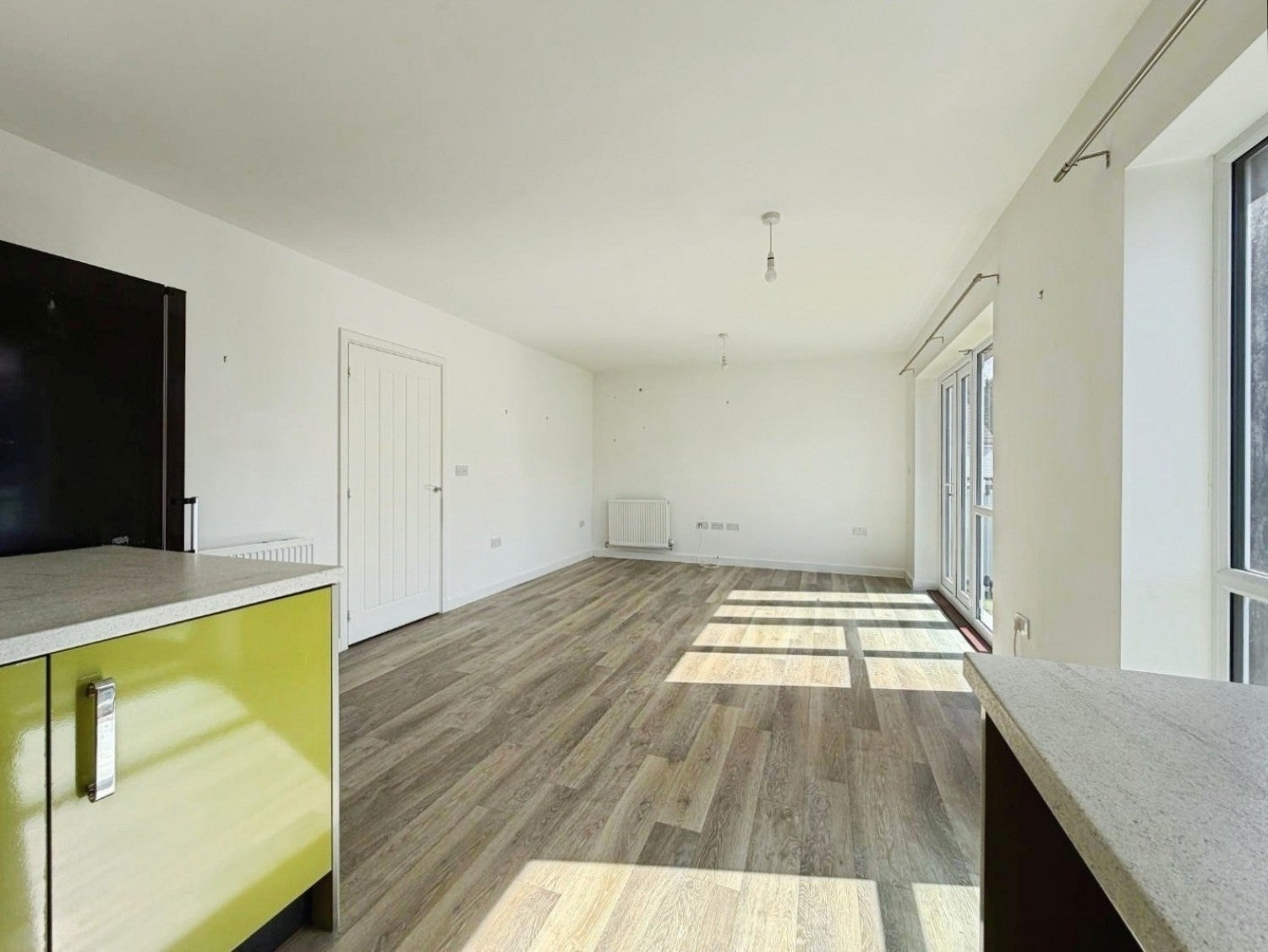 Flat Laurens van der Post Way in Ashford