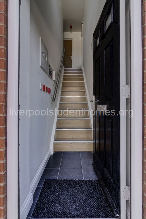 Room Shaw Street in Liverpool