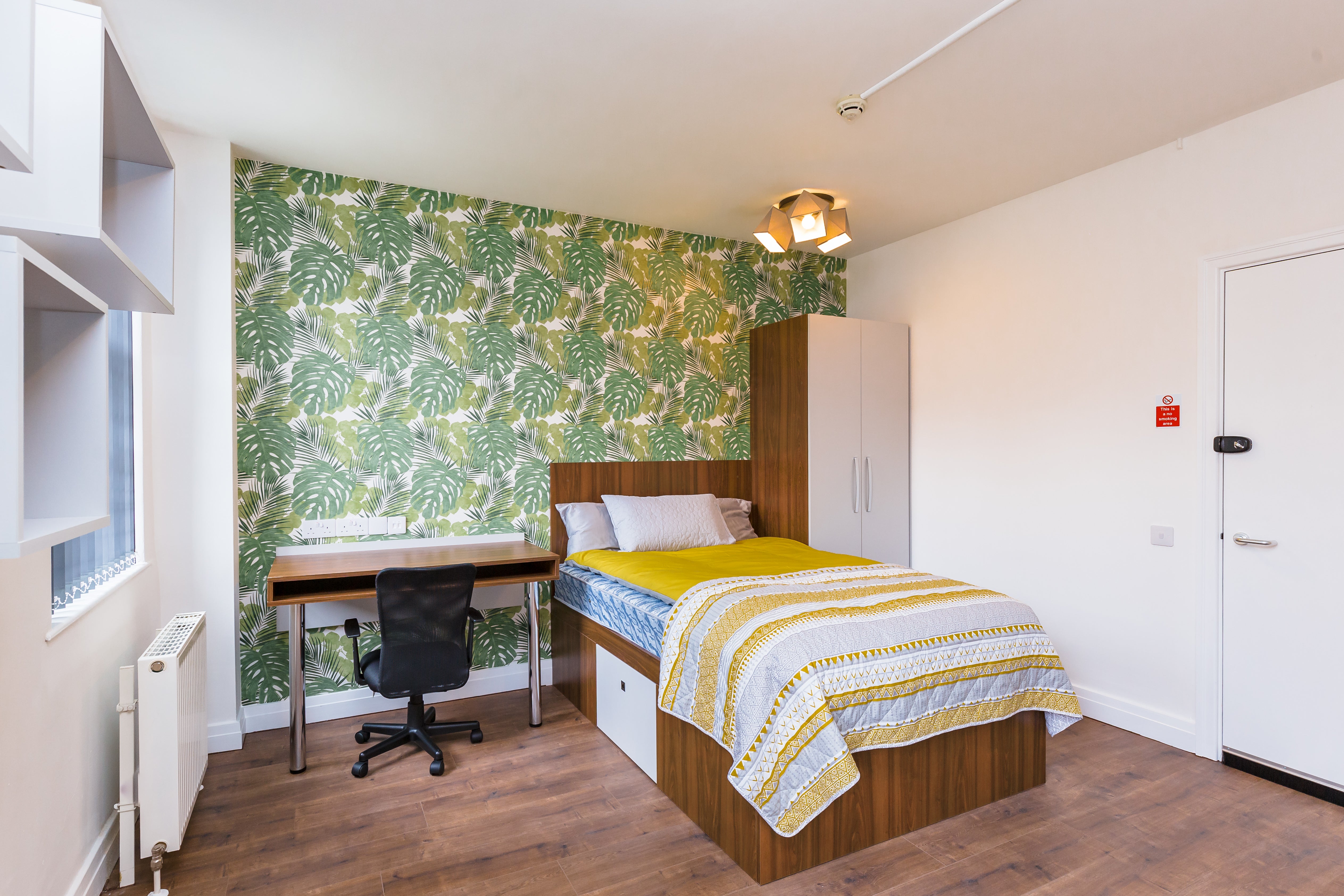 Flat Leazes Terrace in Newcastle upon Tyne
