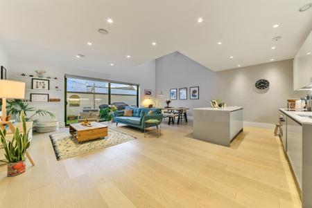 Flat Waylett Place in Greater London
