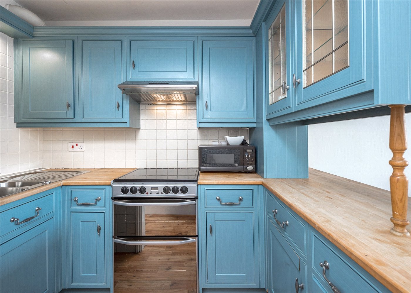 Flat Warwick Way in City of Westminster
