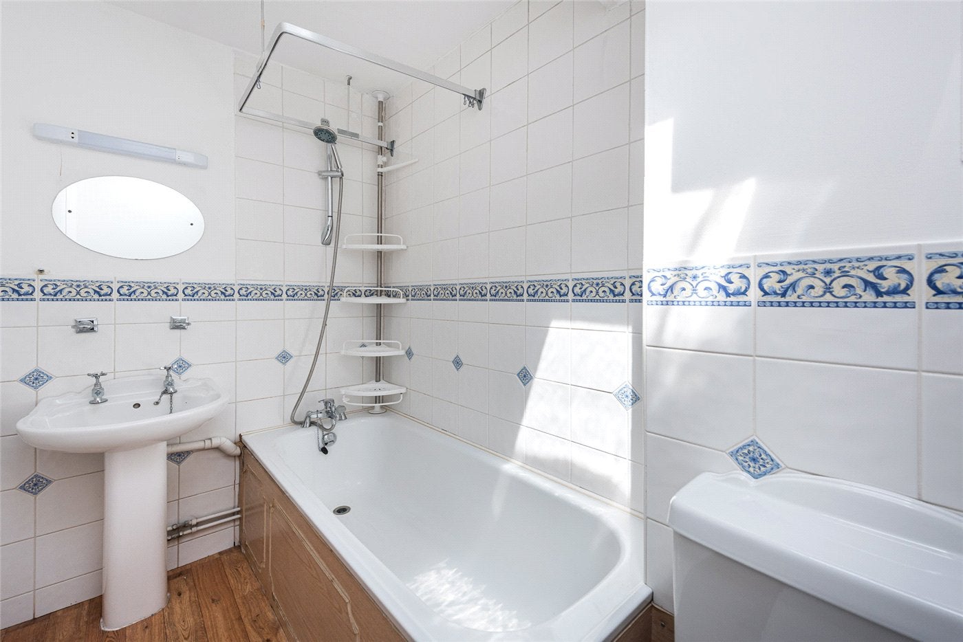 Flat Warwick Way in City of Westminster