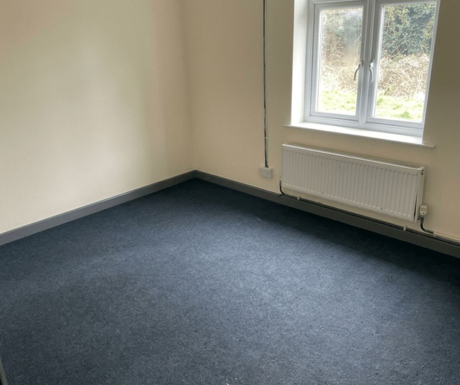 Room Poplar Lane in Sindlesham