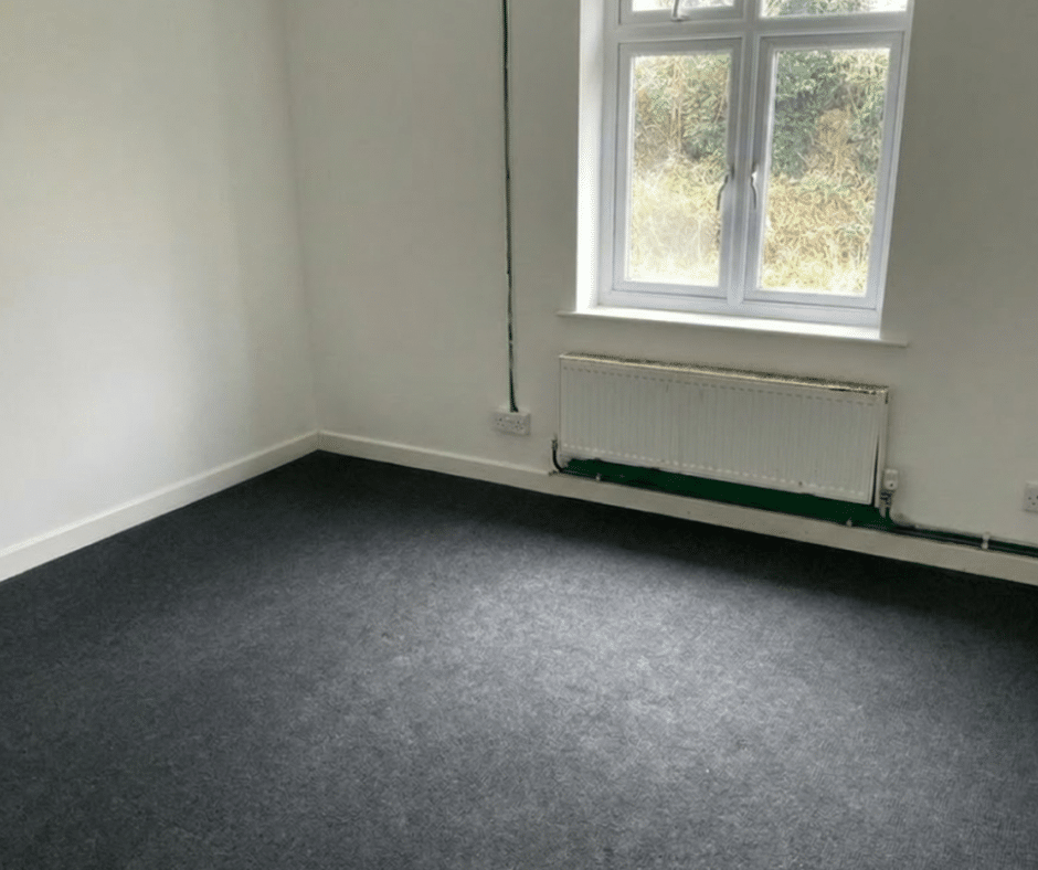 Room Poplar Lane in Sindlesham