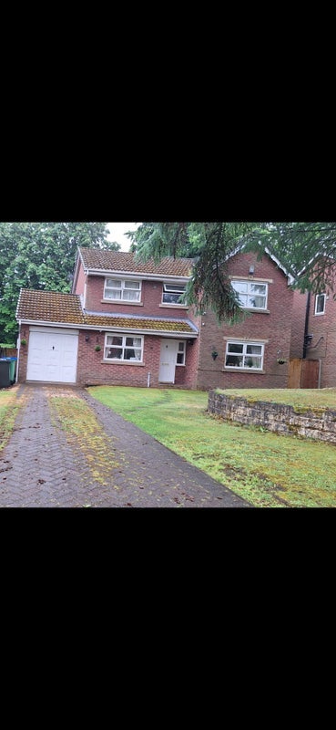 Room Kemp Avenue in Rochdale