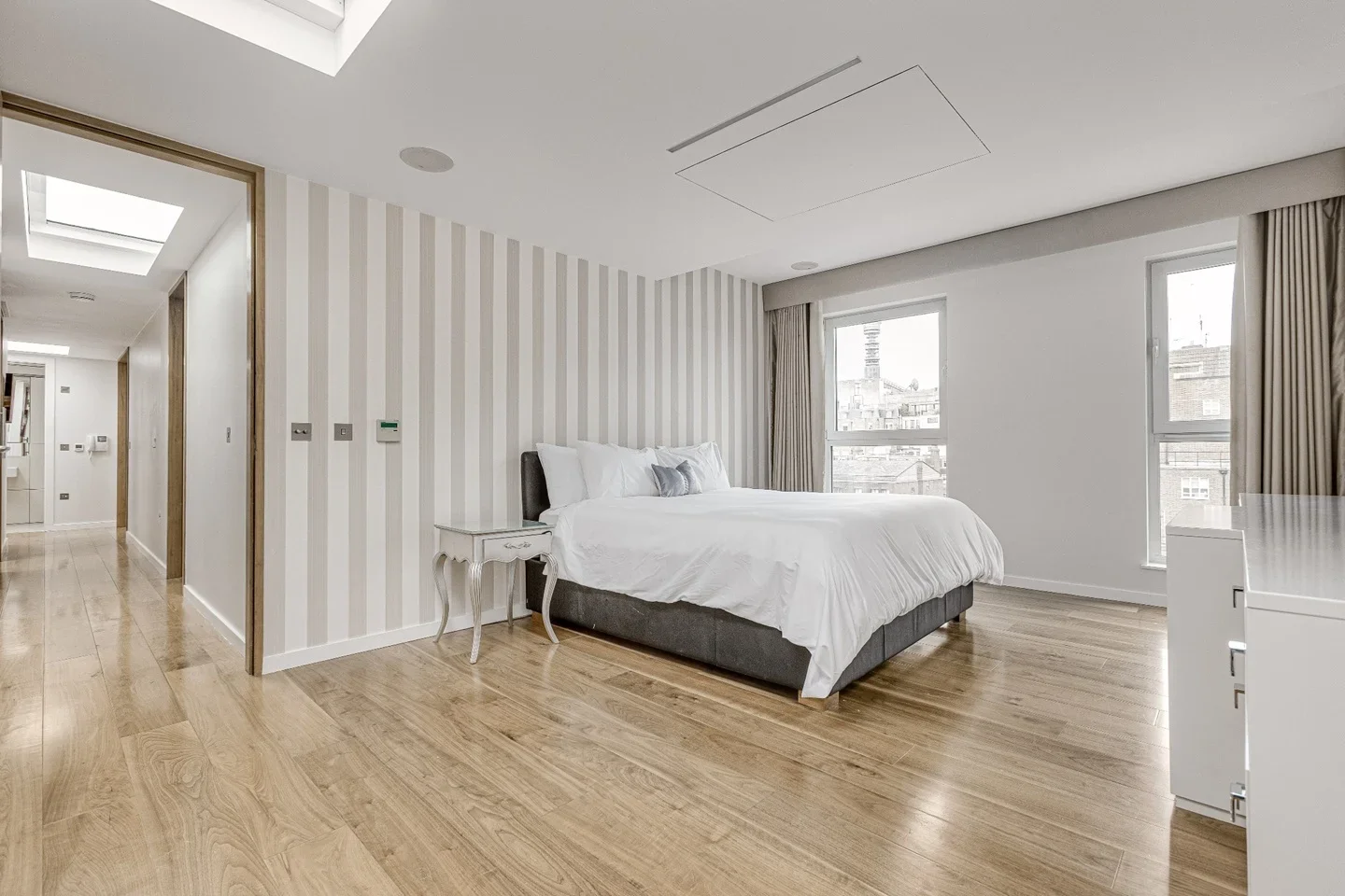 Flat Harley Street in City of Westminster