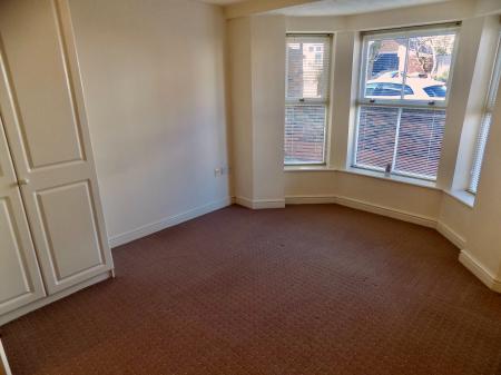 Flat Albert Road in Tamworth