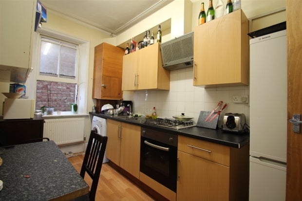 Room High Street in Greater London