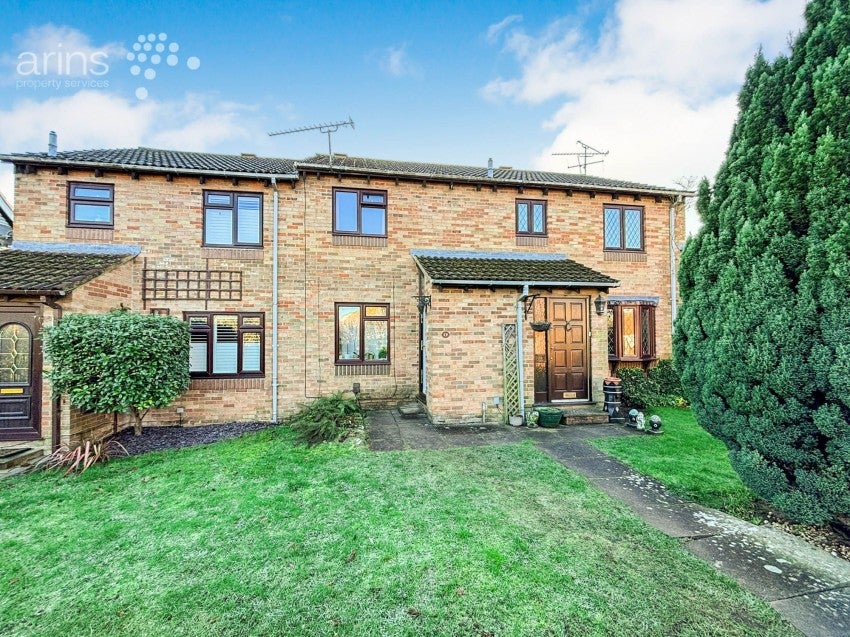 House Egremont Drive in Reading
