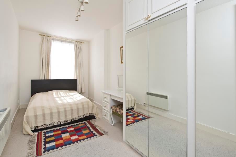 Flat Abbey Road in City of Westminster