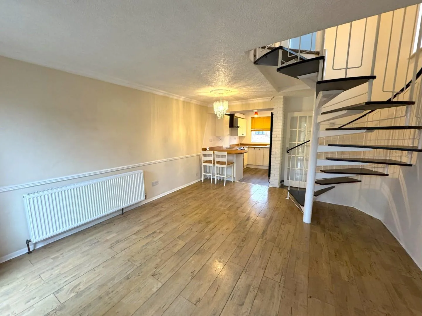 House Pampas Close in Stratford-on-Avon
