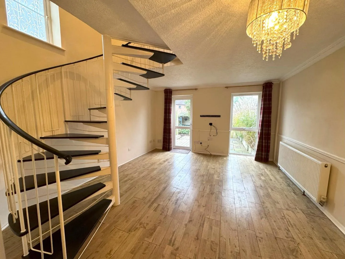 House Pampas Close in Stratford-on-Avon