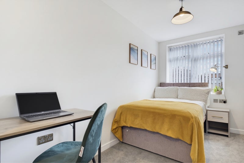 Room Hanson Grove in Metropolitan Borough of Solihull