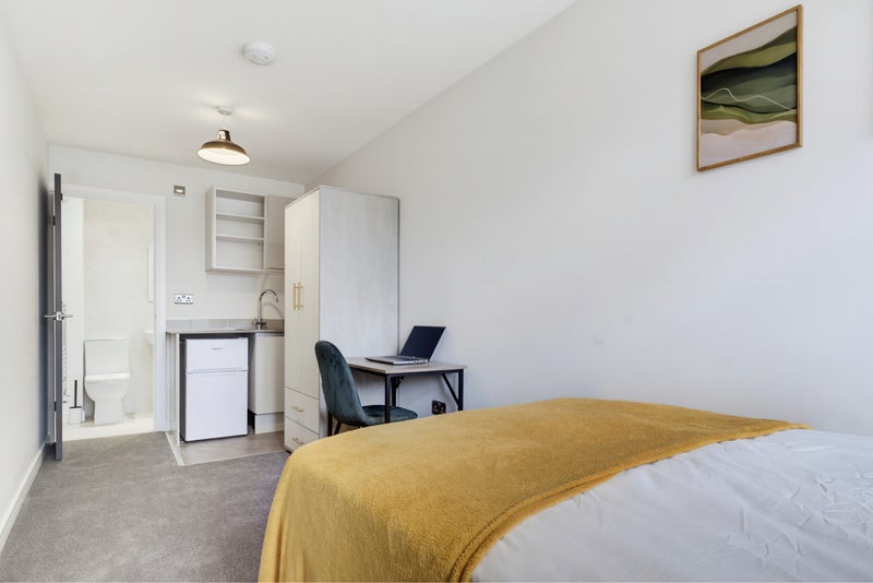 Room Hanson Grove in Metropolitan Borough of Solihull