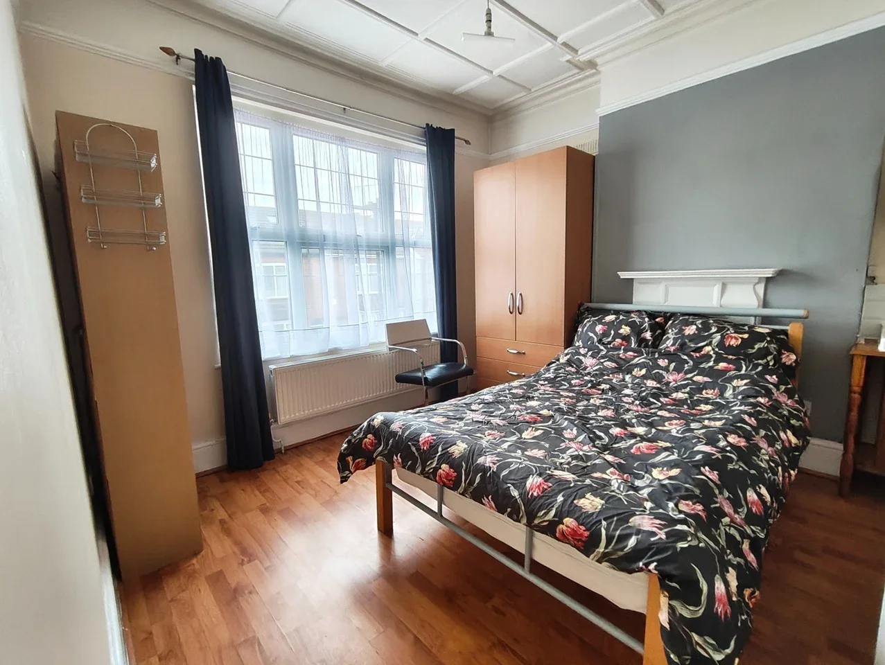 Room Standard Road in Greater London