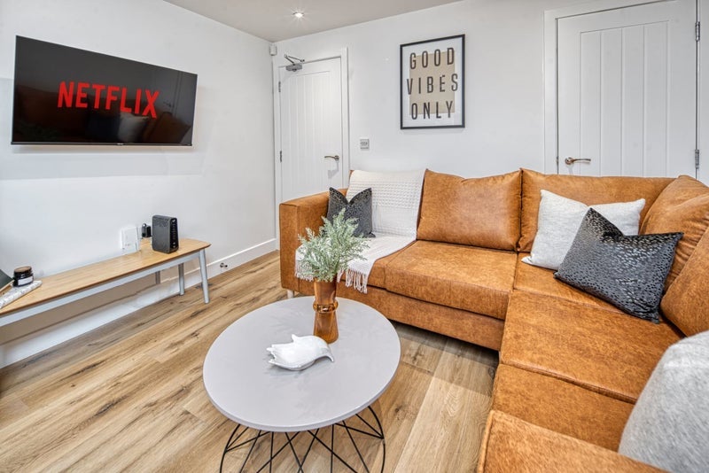 Room Ribble Road in Coventry