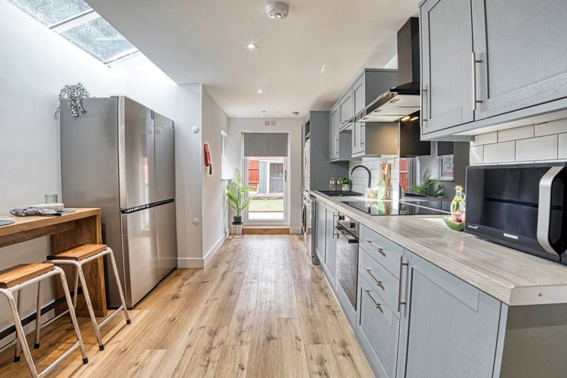Room Ribble Road in Coventry