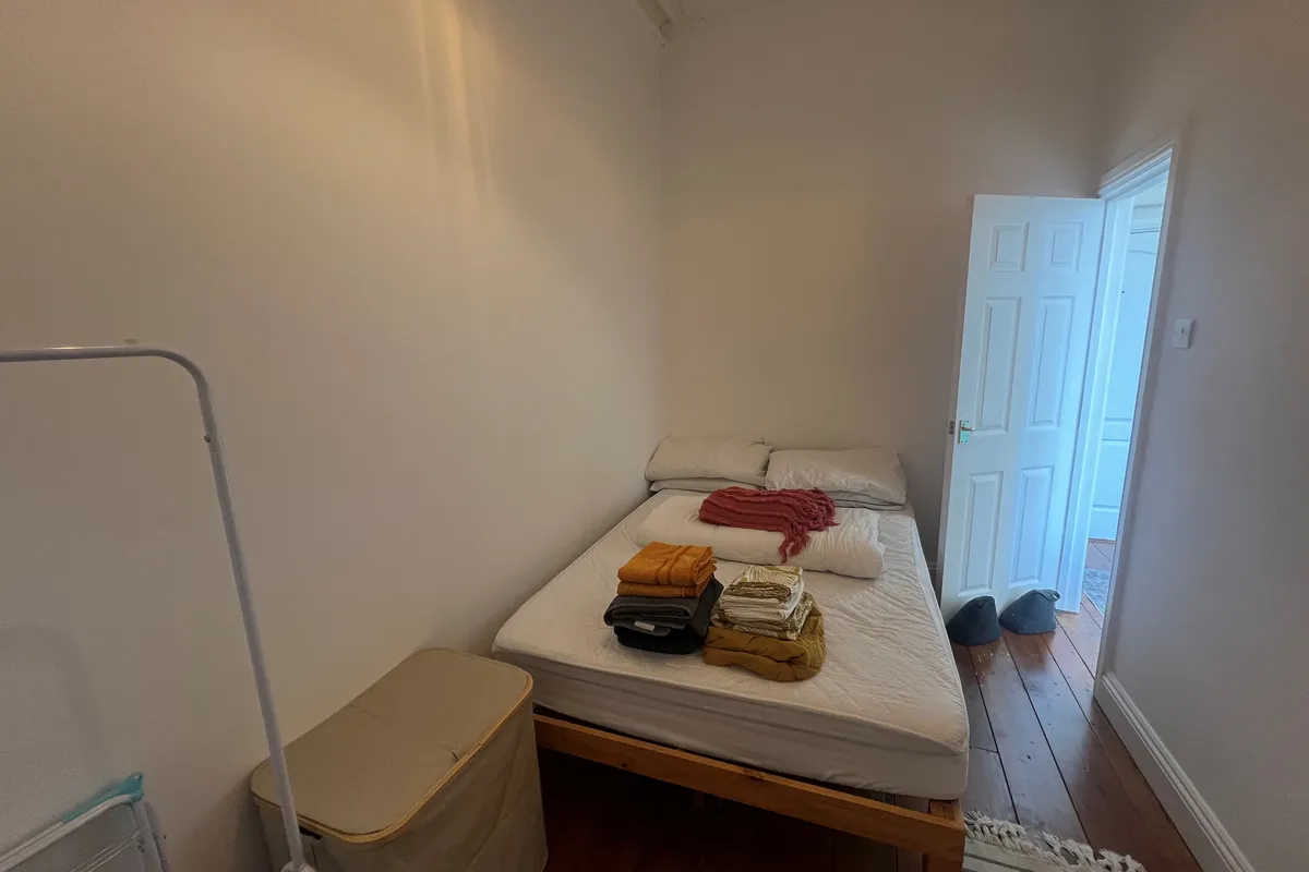 Flat Kenilworth Road in St Leonards