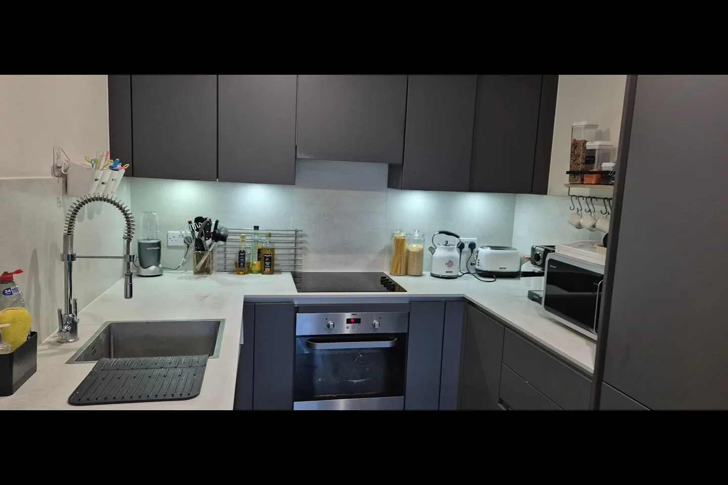 Flat Harrow View in Greater London