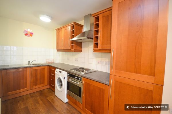 Flat Hollyhedge Road in Manchester