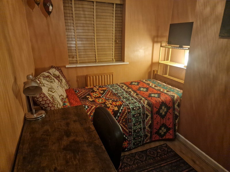 Room Sandy Plot in Burton