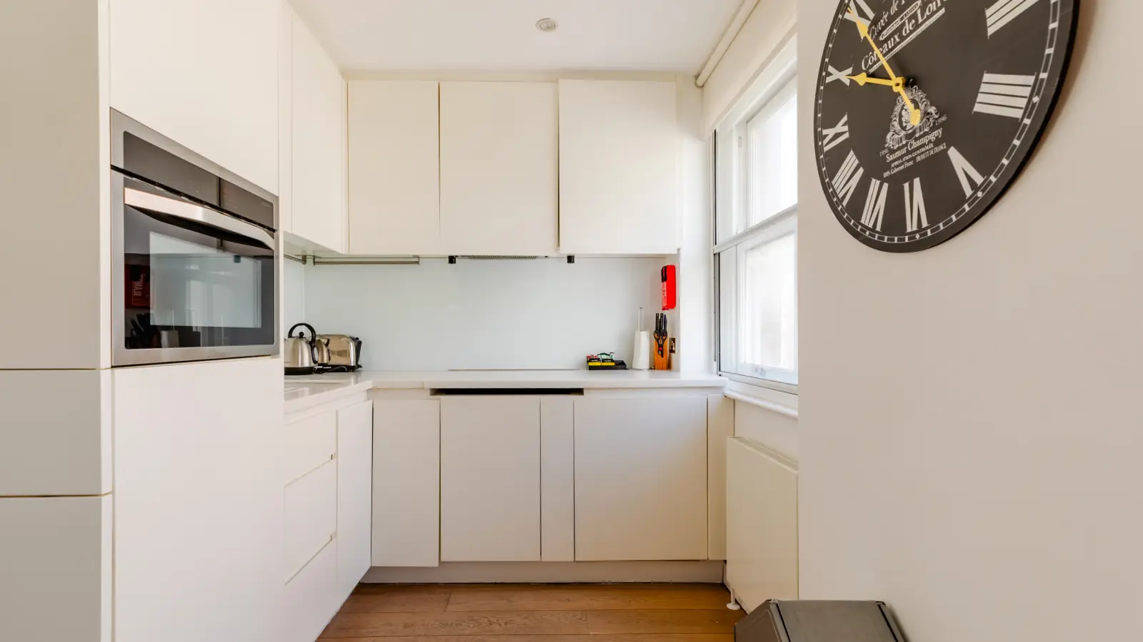 Flat Old Compton Street in City of Westminster