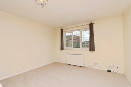 House Larkins Close in North Hertfordshire