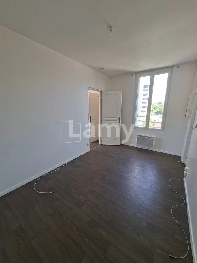 Appartement Impasse Pierre Degeyter à Montreuil