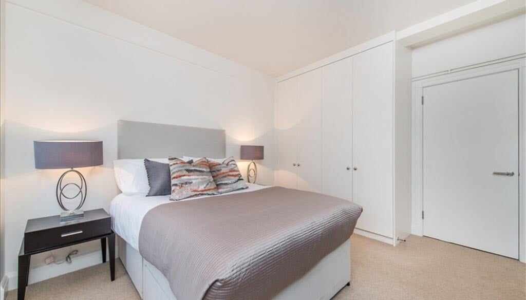 Flat Fulham Road in Greater London